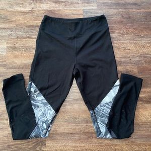 Yoga Highrise leggings